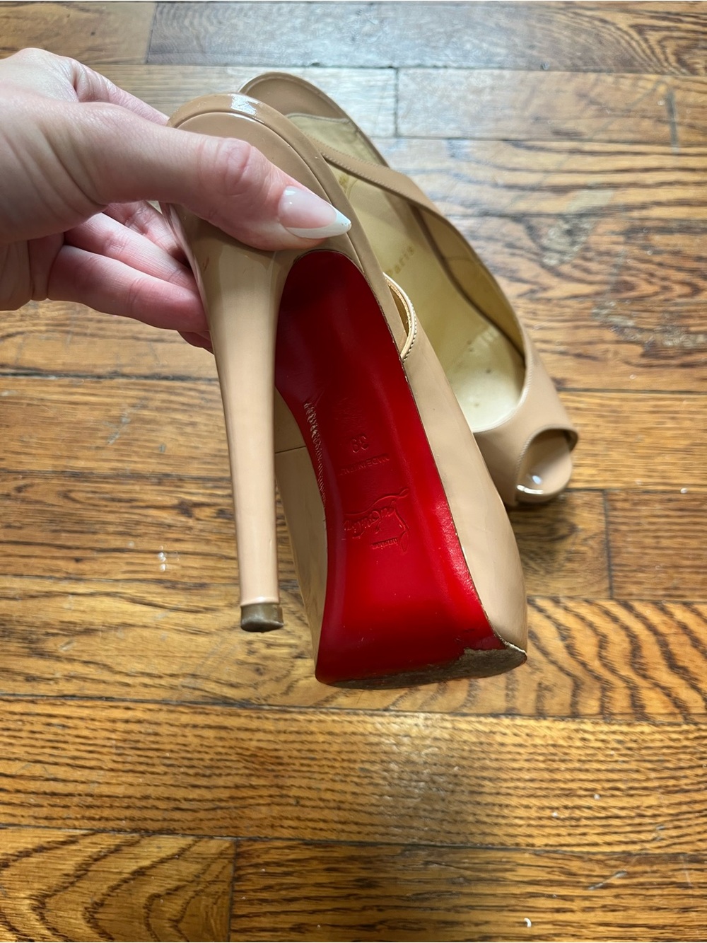 Christian Louboutin Nude Patent Peep-Toe Slingback Pumps - Picture 4 of 10